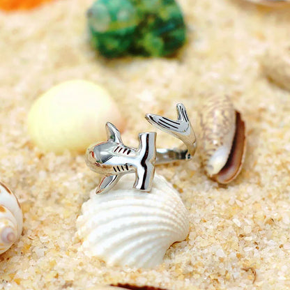 VELOURA Shark Ring