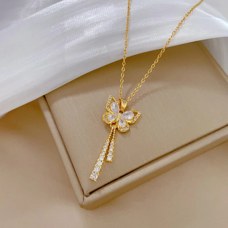 VELOURA Butterfly  Necklace