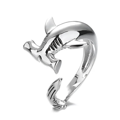 VELOURA Shark Ring